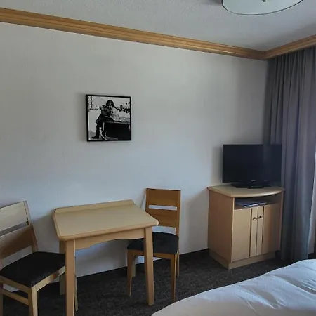 Appartements Tschol Martin Sankt Anton am Arlberg Room photo