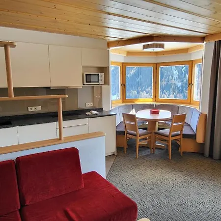 Appartements Tschol Martin Sankt Anton am Arlberg Room photo