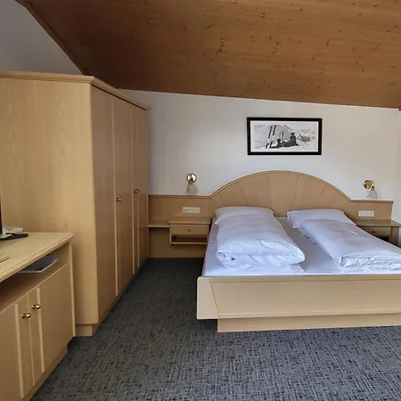 Appartements Tschol Martin Sankt Anton am Arlberg Room photo